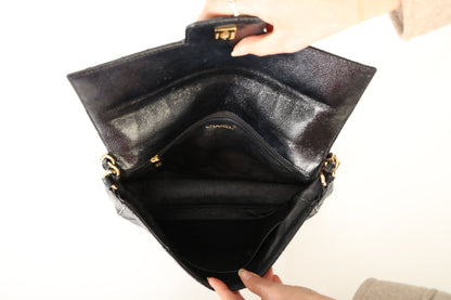 Chanel 2000 Caviar Single Flap