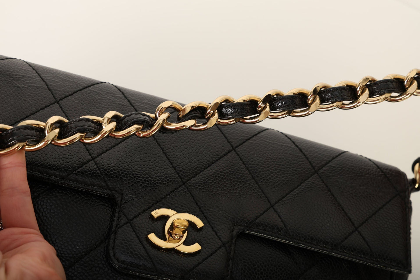 Chanel 2000 Caviar Single Flap