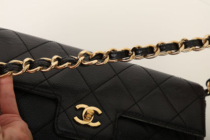Chanel 2000 Caviar Single Flap