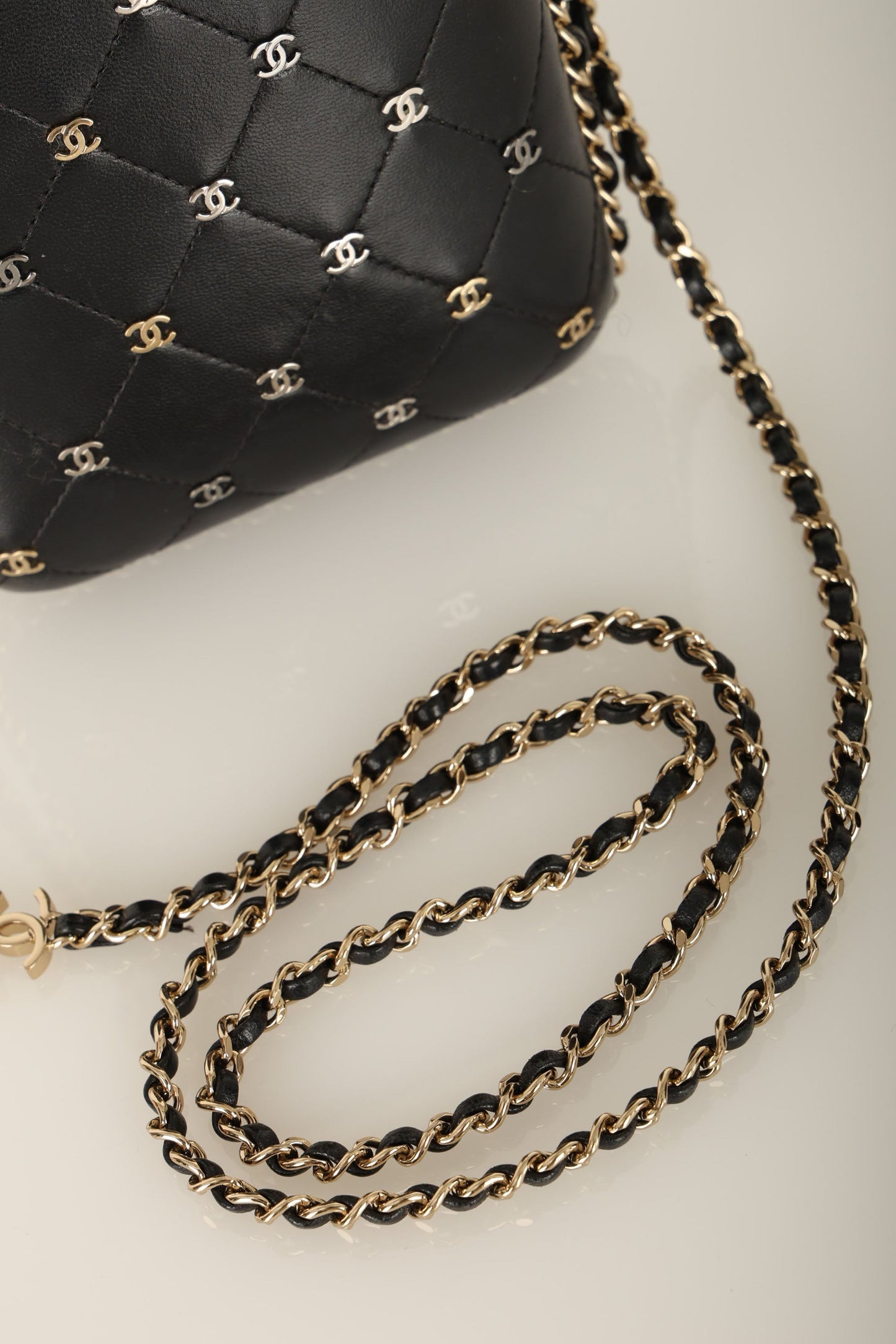 Extremely Rare Chanel 2018 Chain Around Minaudiere