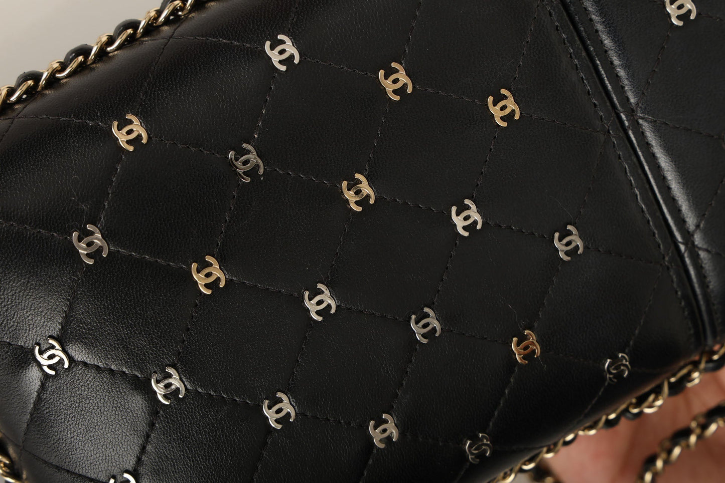 Extremely Rare Chanel 2018 Chain Around Minaudiere