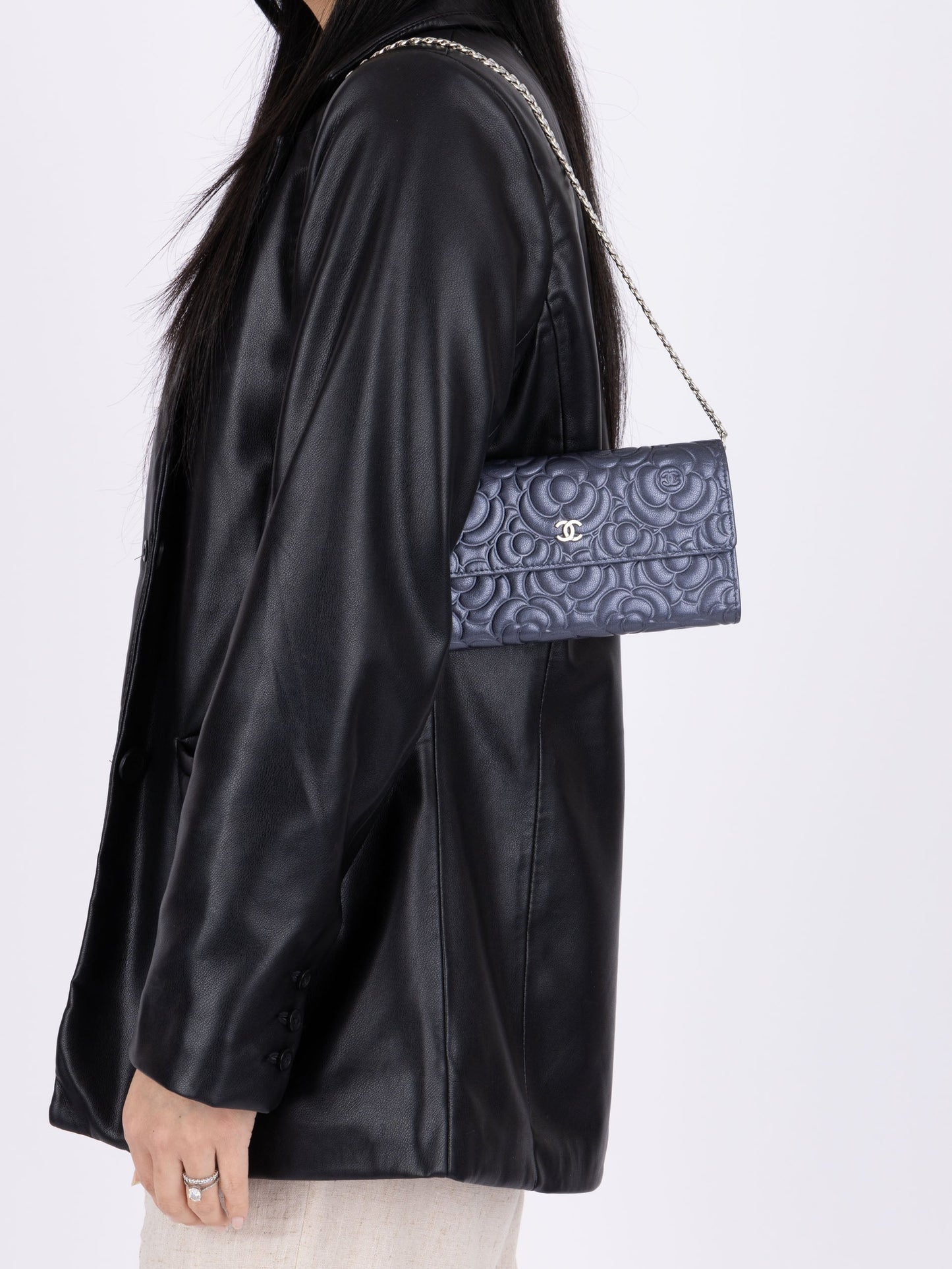 Chanel 2019 Goatskin Iridescent Camellia Wallet w/ Chain