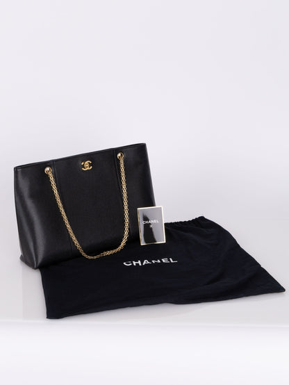 Chanel Caviar Re-Issue Chain Tote