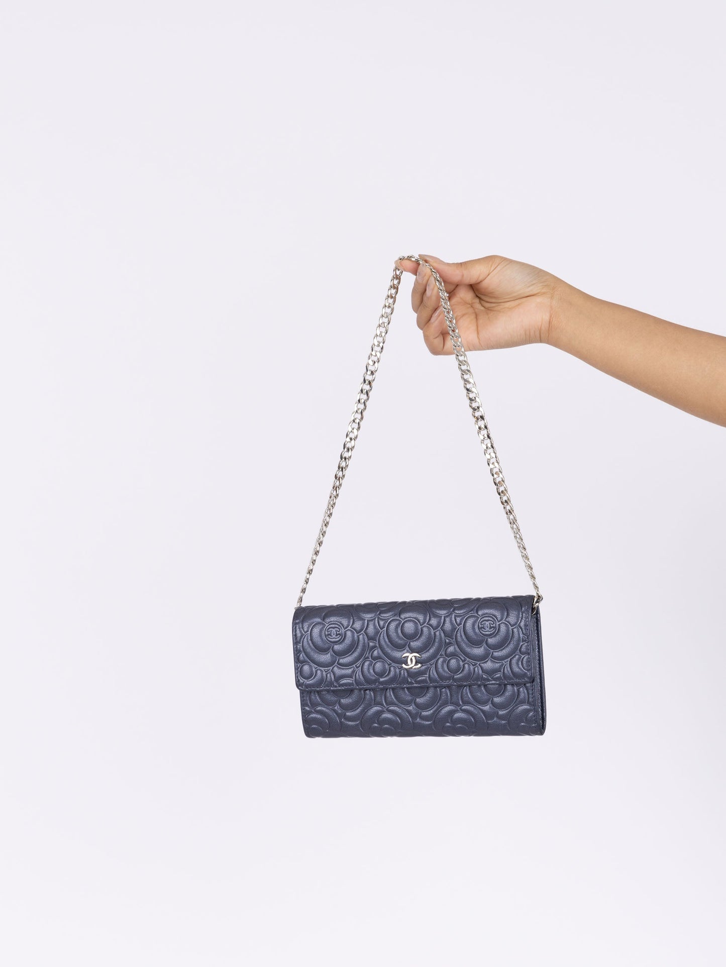 Chanel 2019 Goatskin Iridescent Camellia Wallet w/ Chain