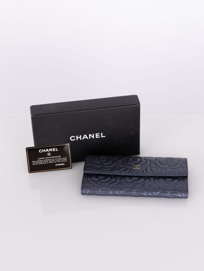 Chanel 2019 Goatskin Iridescent Camellia Wallet w/ Chain