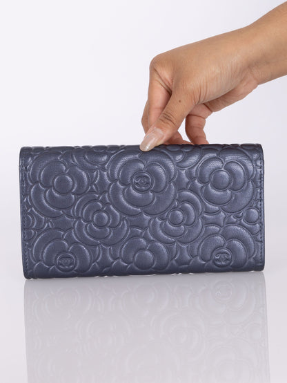 Chanel 2019 Goatskin Iridescent Camellia Wallet w/ Chain