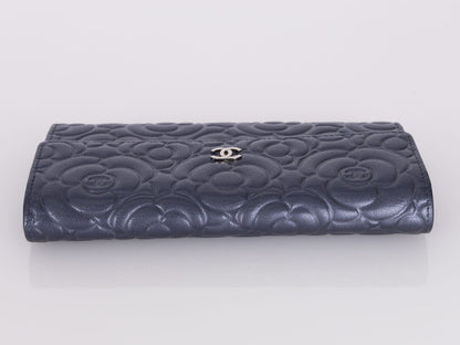 Chanel 2019 Goatskin Iridescent Camellia Wallet w/ Chain