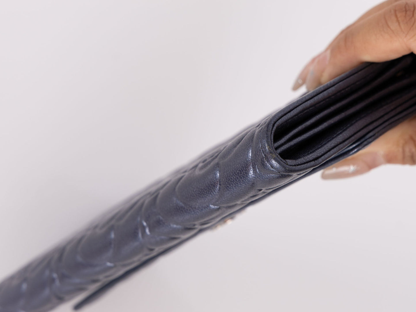 Chanel 2019 Goatskin Iridescent Camellia Wallet w/ Chain