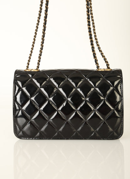 Chanel 2015 Patent Wallet on Chain