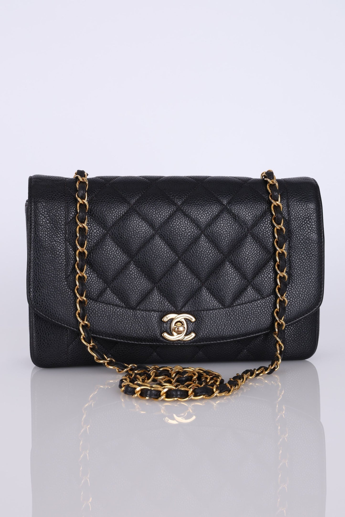 Extremely Rare Chanel 1994 Caviar Medium Diana