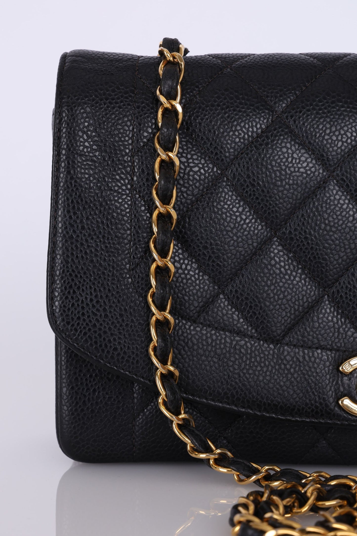 Extremely Rare Chanel 1994 Caviar Medium Diana