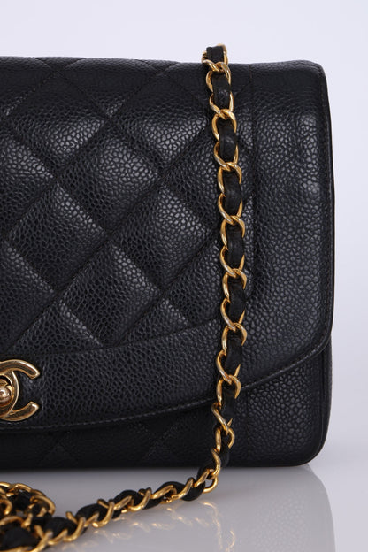 Extremely Rare Chanel 1994 Caviar Medium Diana