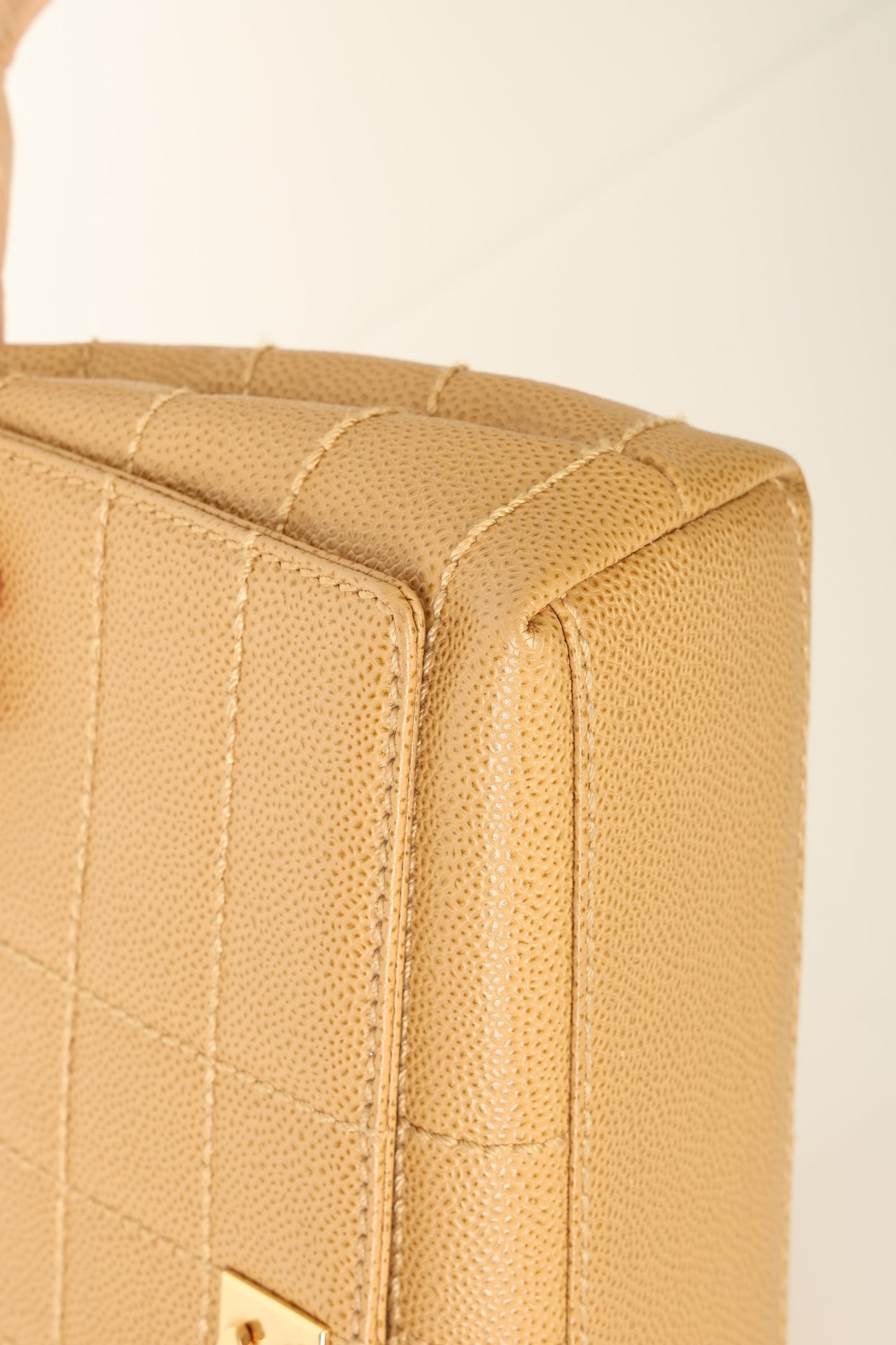 Chanel 2002 Caviar Full Flap