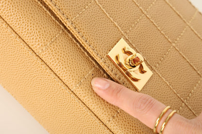 Chanel 2002 Caviar Full Flap