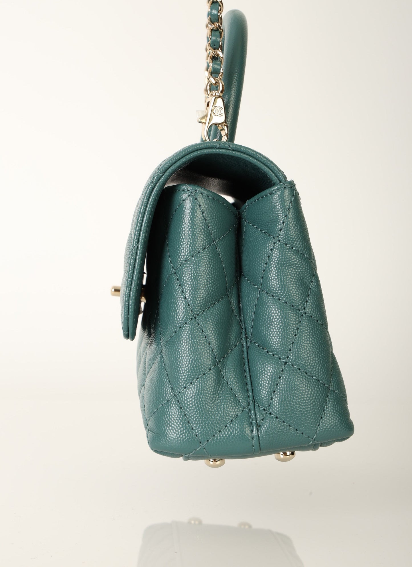 Chanel 21A Caviar Small Coco Handle
