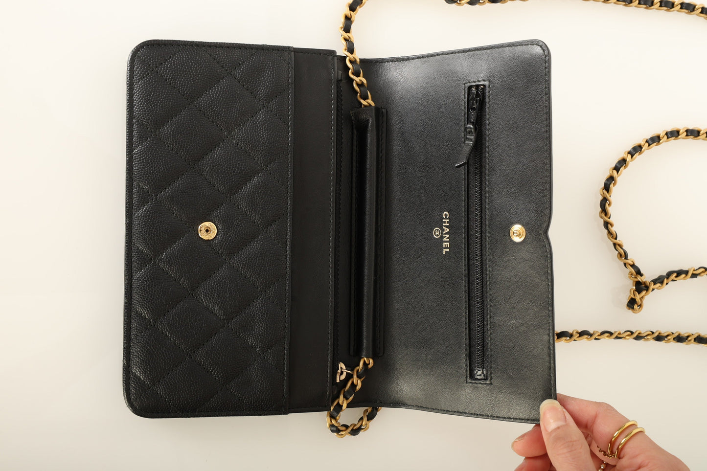 Chanel 2018 Caviar Filigree Wallet on Chain