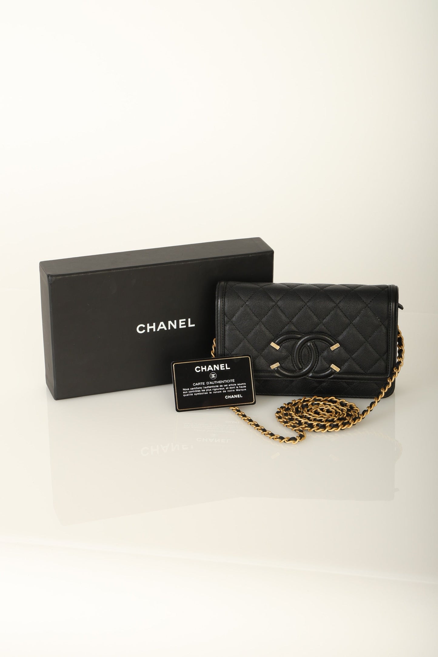 Chanel 2018 Caviar Filigree Wallet on Chain