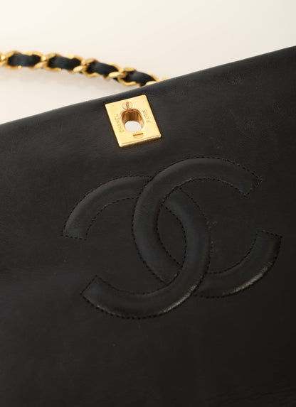 Chanel 1989 Lambskin Turnlock Medium Full Flap