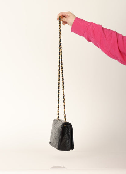 Chanel 1989 Lambskin Turnlock Medium Full Flap