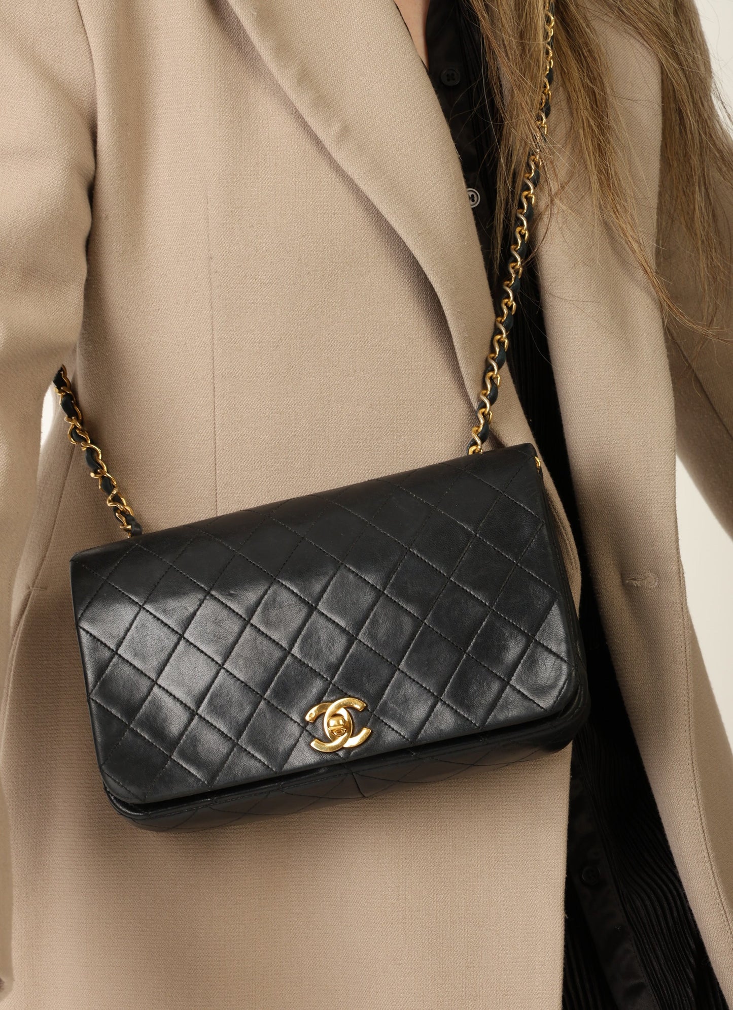 Chanel 1989 Lambskin Turnlock Medium Full Flap
