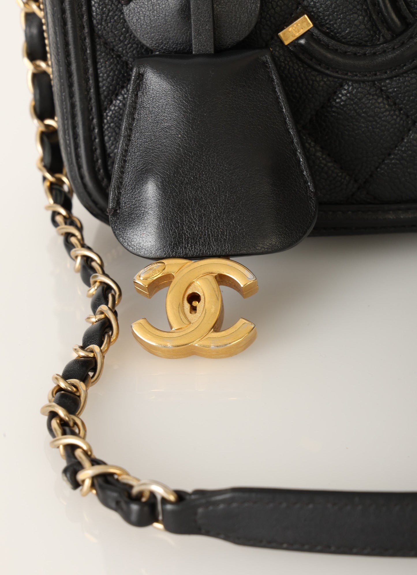 Chanel Caviar Medium Filigree Vanity Case