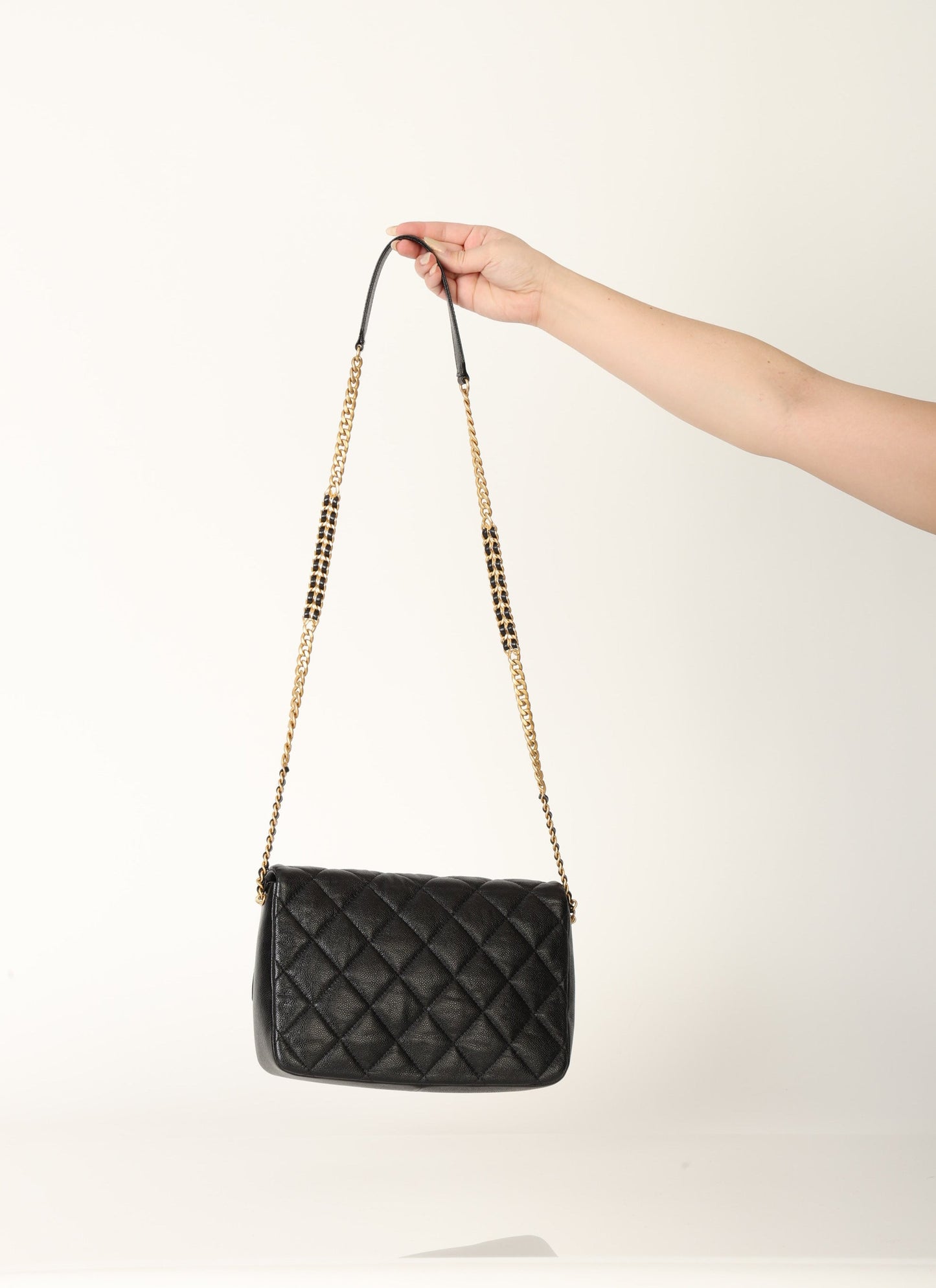 Chanel 22P Caviar Large Melody Flap