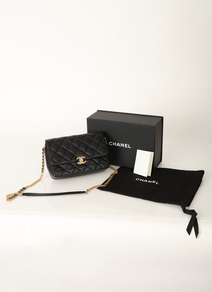 Chanel 22P Caviar Large Melody Flap