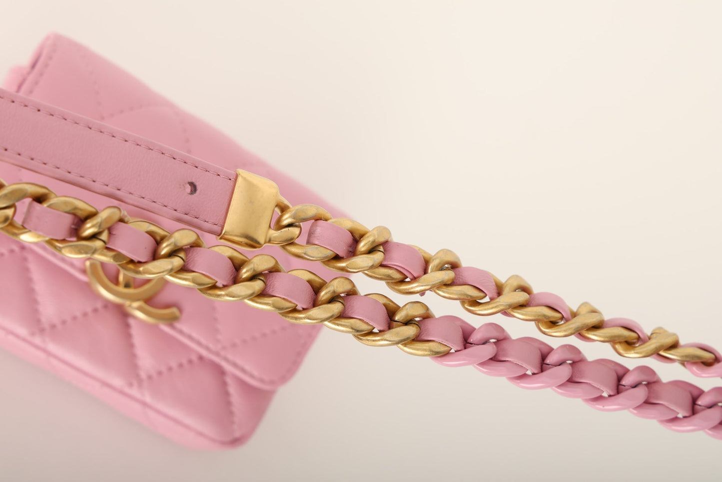 Chanel 22S Lambskin Mini Belt Bag