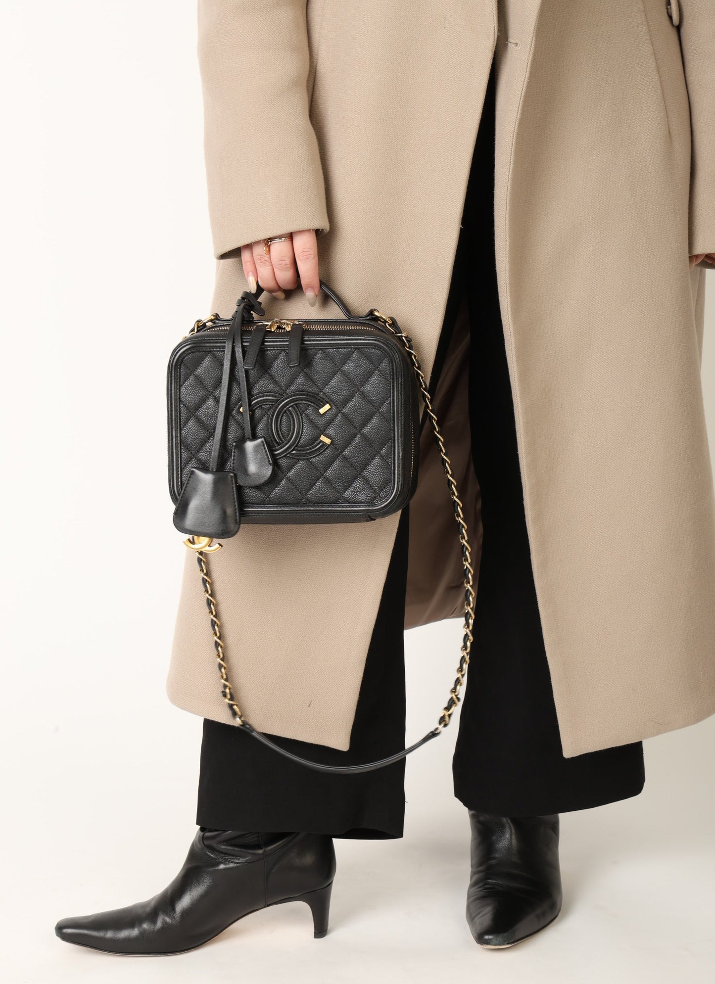 Chanel Caviar Medium Filigree Vanity Case