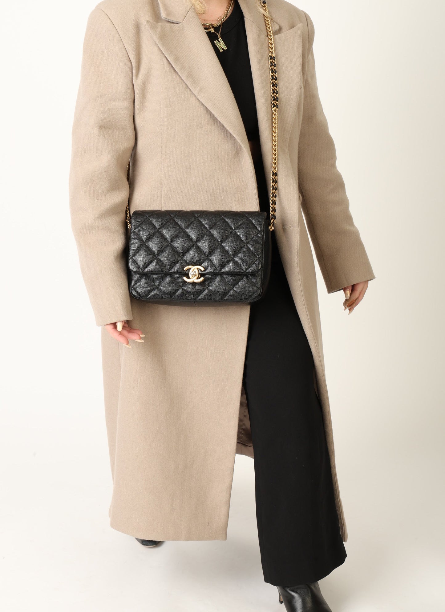 Chanel 22P Caviar Large Melody Flap