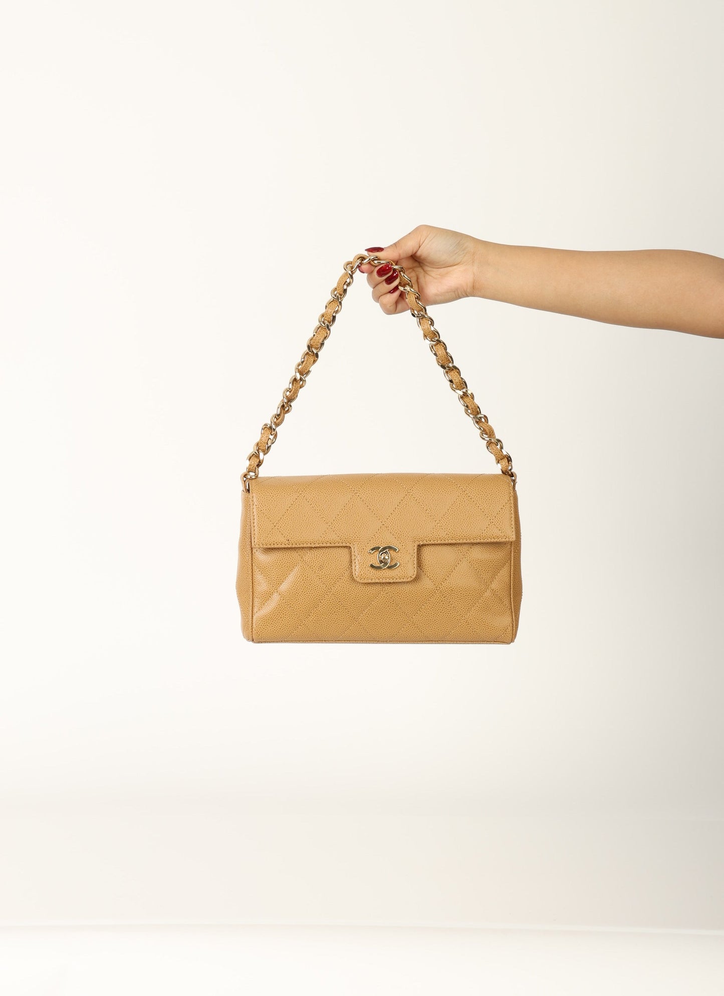 Chanel 2000 Caviar Beige Single Flap