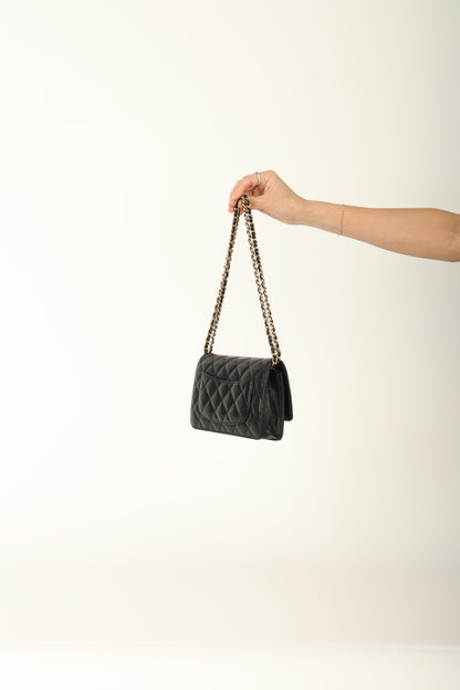 Chanel 2017 Caviar Wallet on Chain