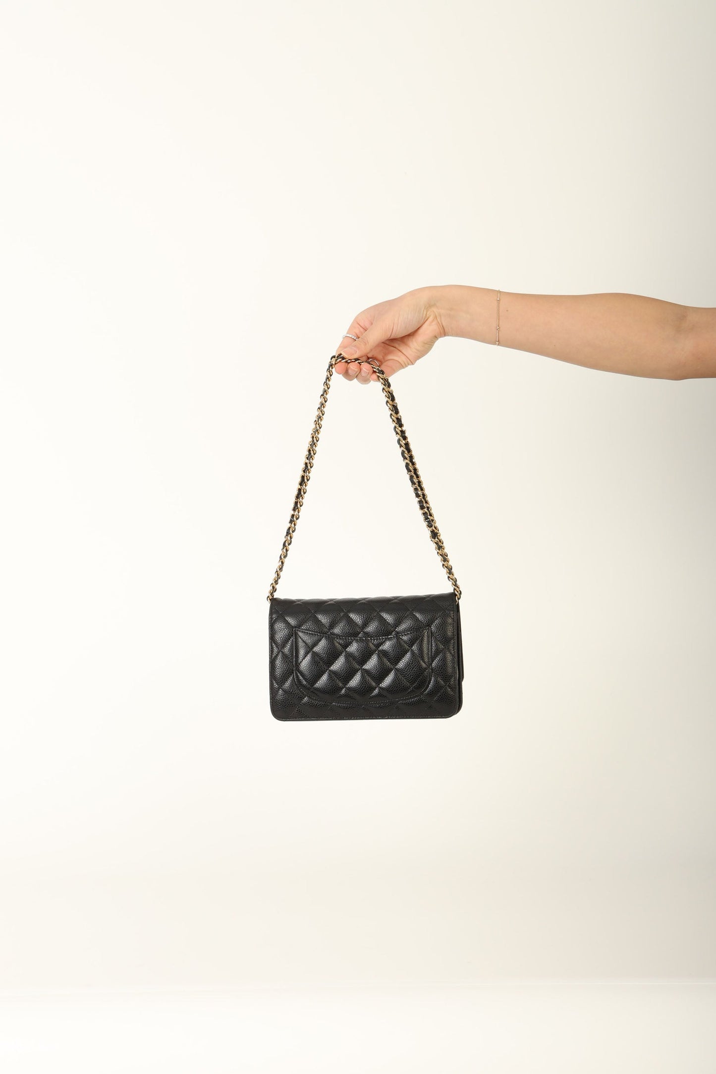 Chanel 2017 Caviar Wallet on Chain