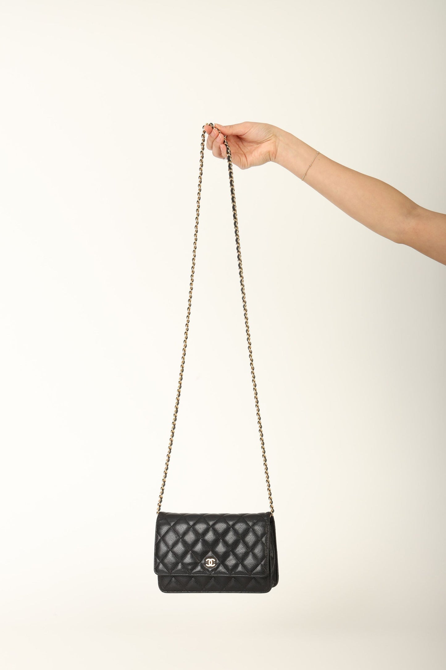 Chanel 2017 Caviar Wallet on Chain