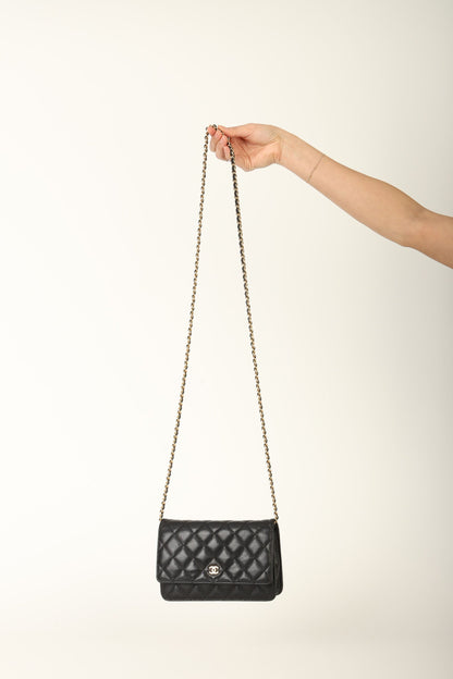 Chanel 2017 Caviar Wallet on Chain