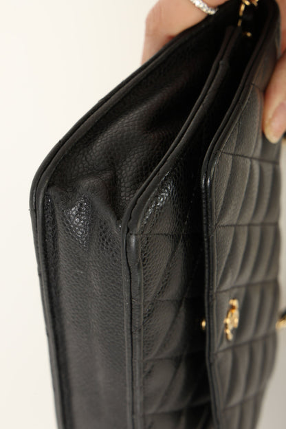 Chanel 2017 Caviar Wallet on Chain