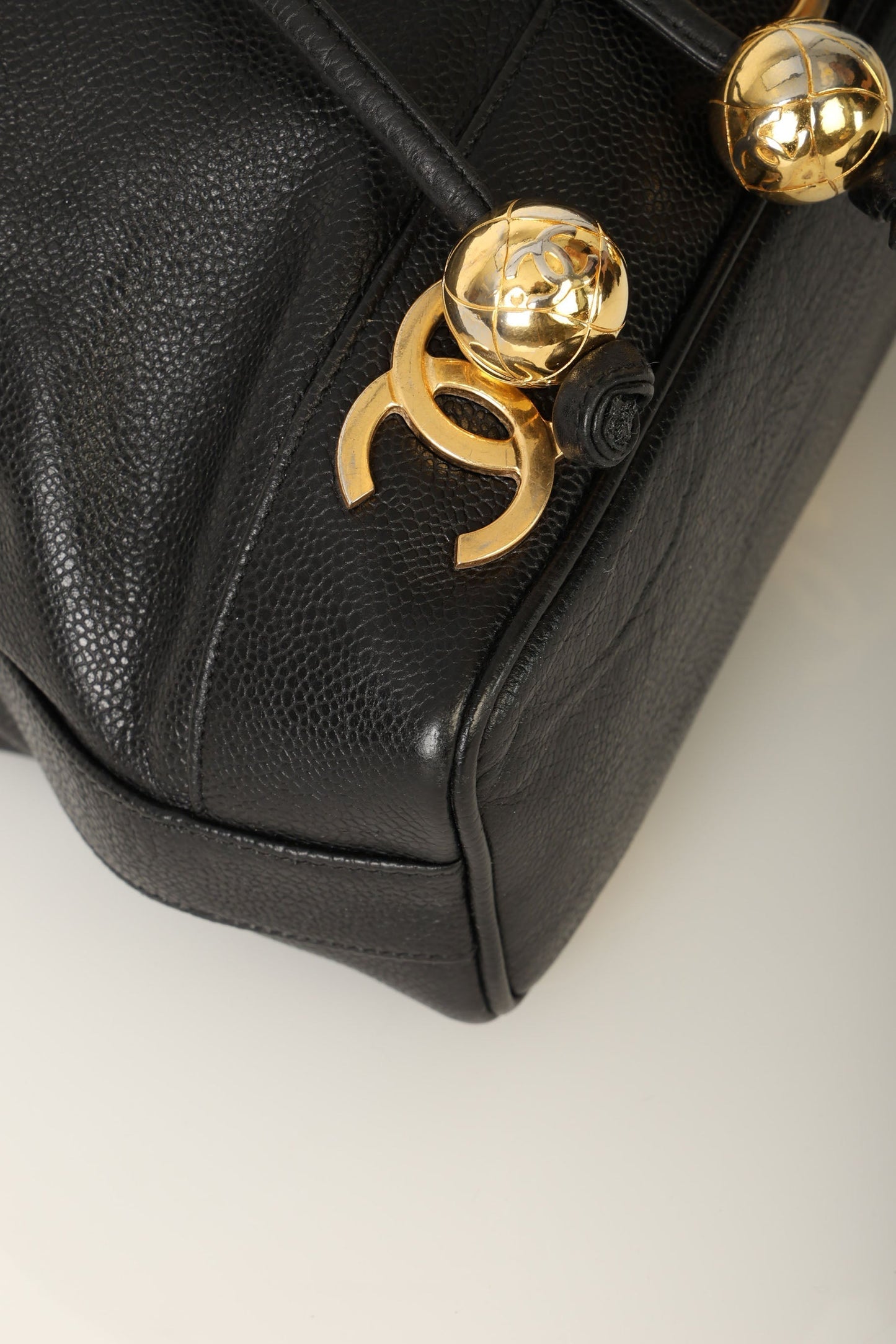 Chanel 1991 Caviar Triple CC Bucket Bag w/ Pouch