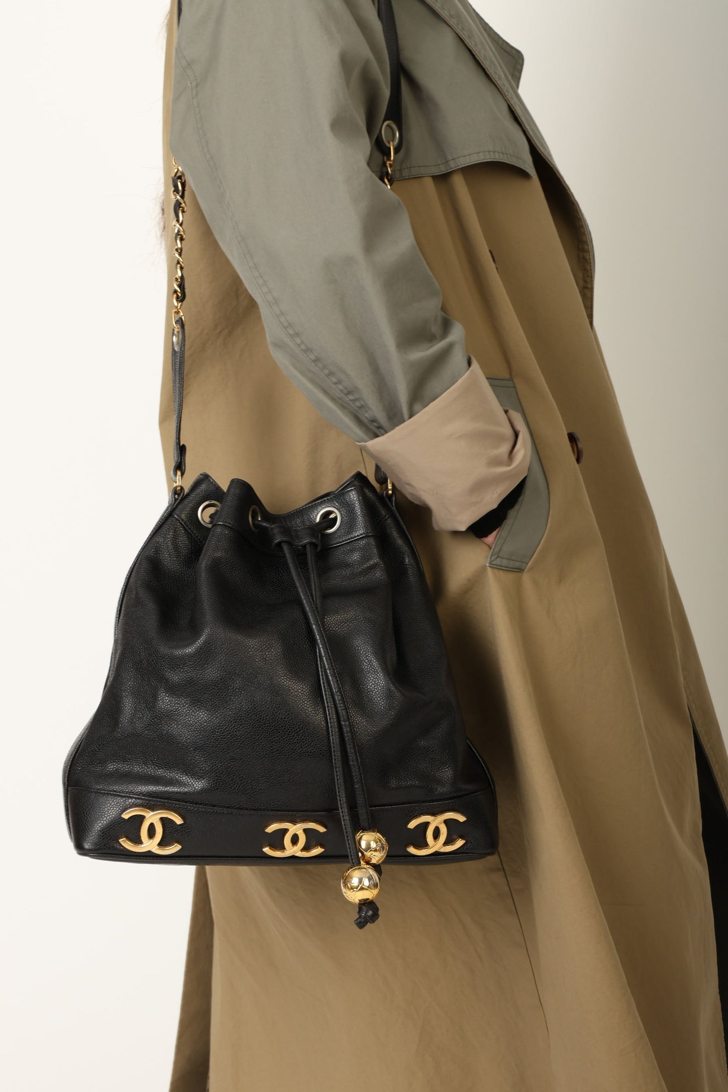 Chanel 1991 Caviar Triple CC Bucket Bag w/ Pouch