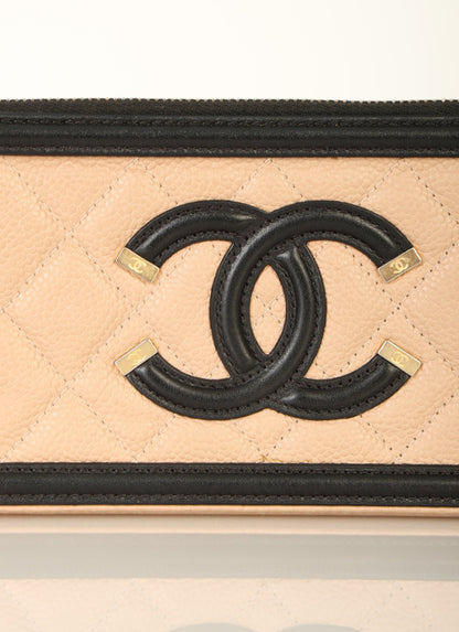 Chanel 2018 Caviar Filigree Chain Shoulder Bag