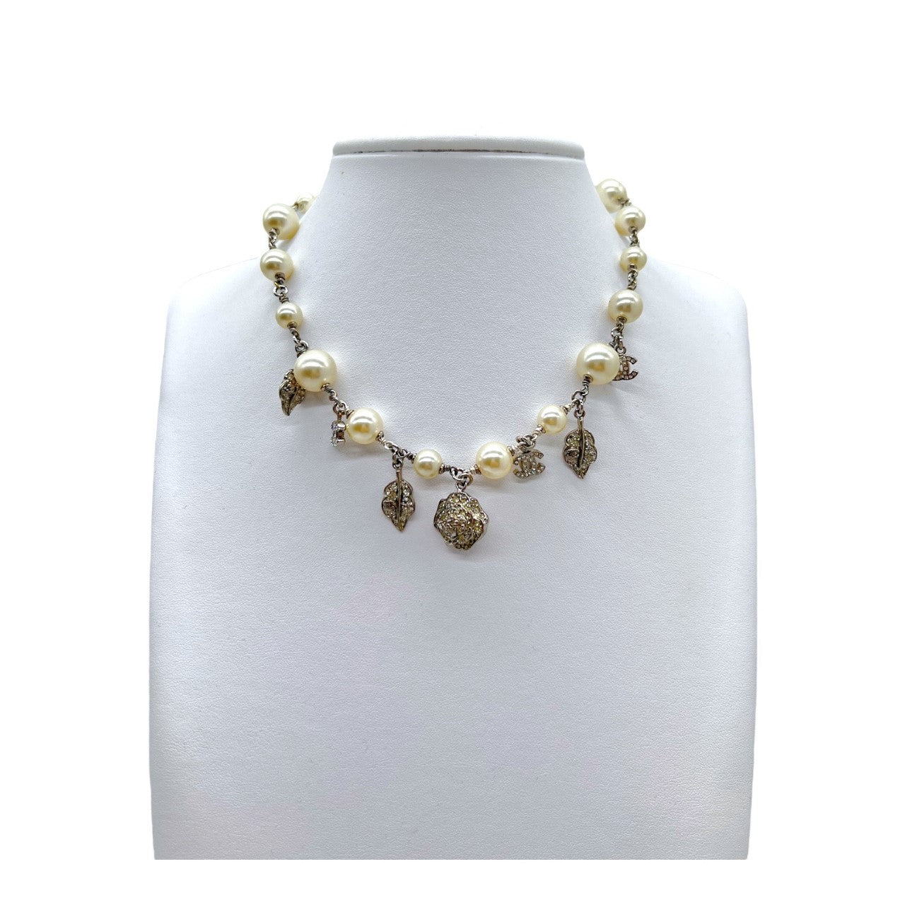 Chanel Vintage Pearl Charm Choker Necklace