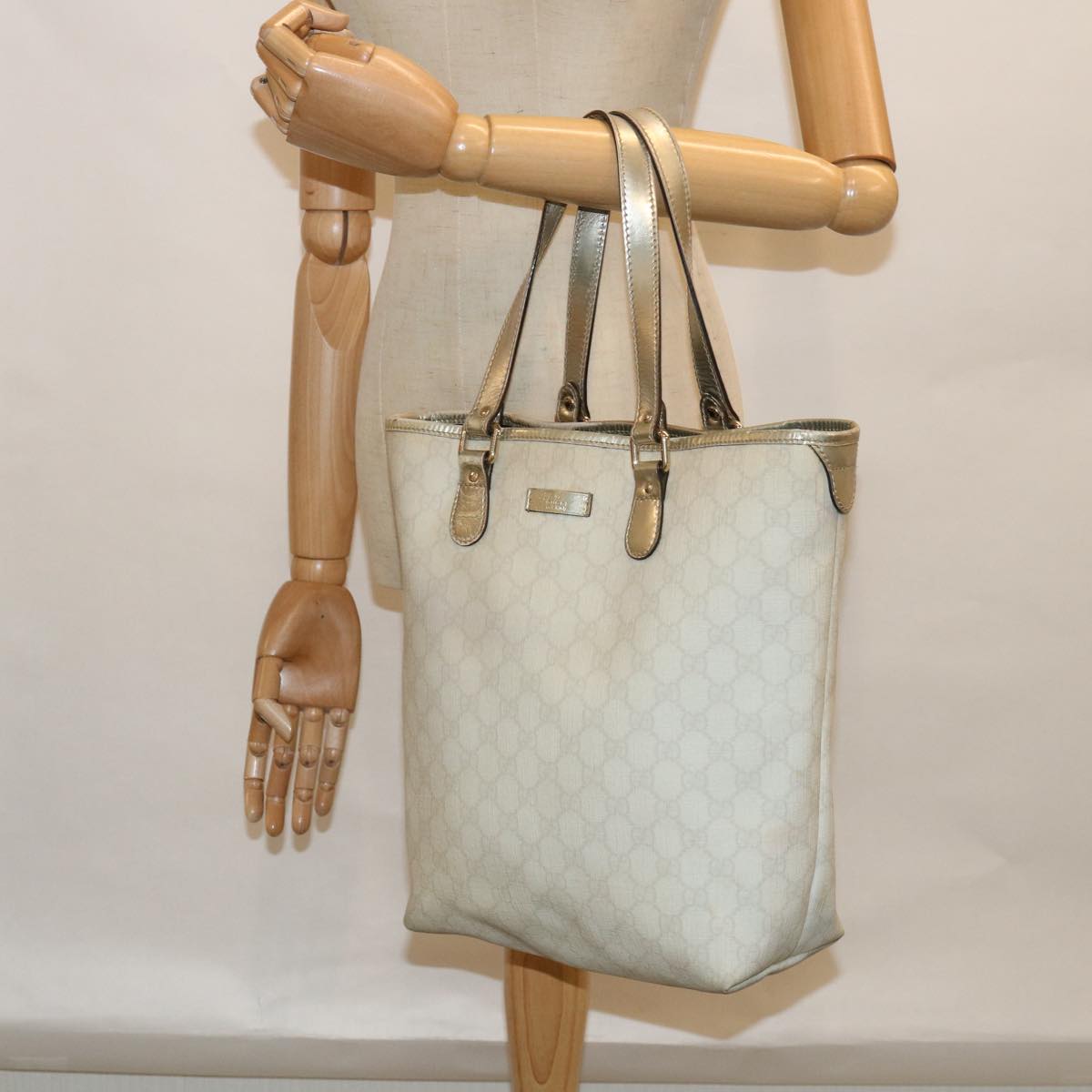 GUCCI GG Canvas Tote Bag PVC White 189896  60267