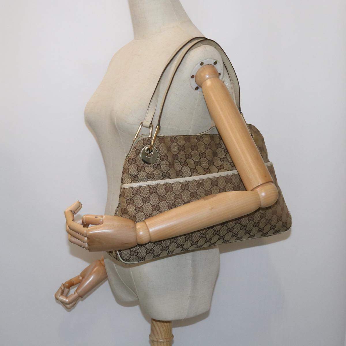GUCCI GG Canvas Tote Bag Beige 121023  60518