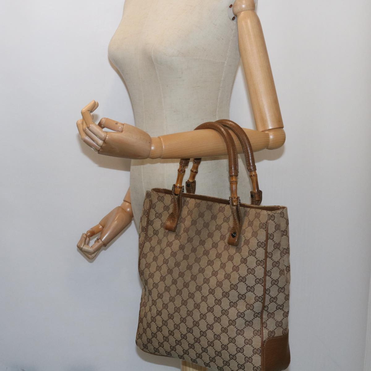 GUCCI GG Canvas Bamboo Tote Bag Beige 112530  60520