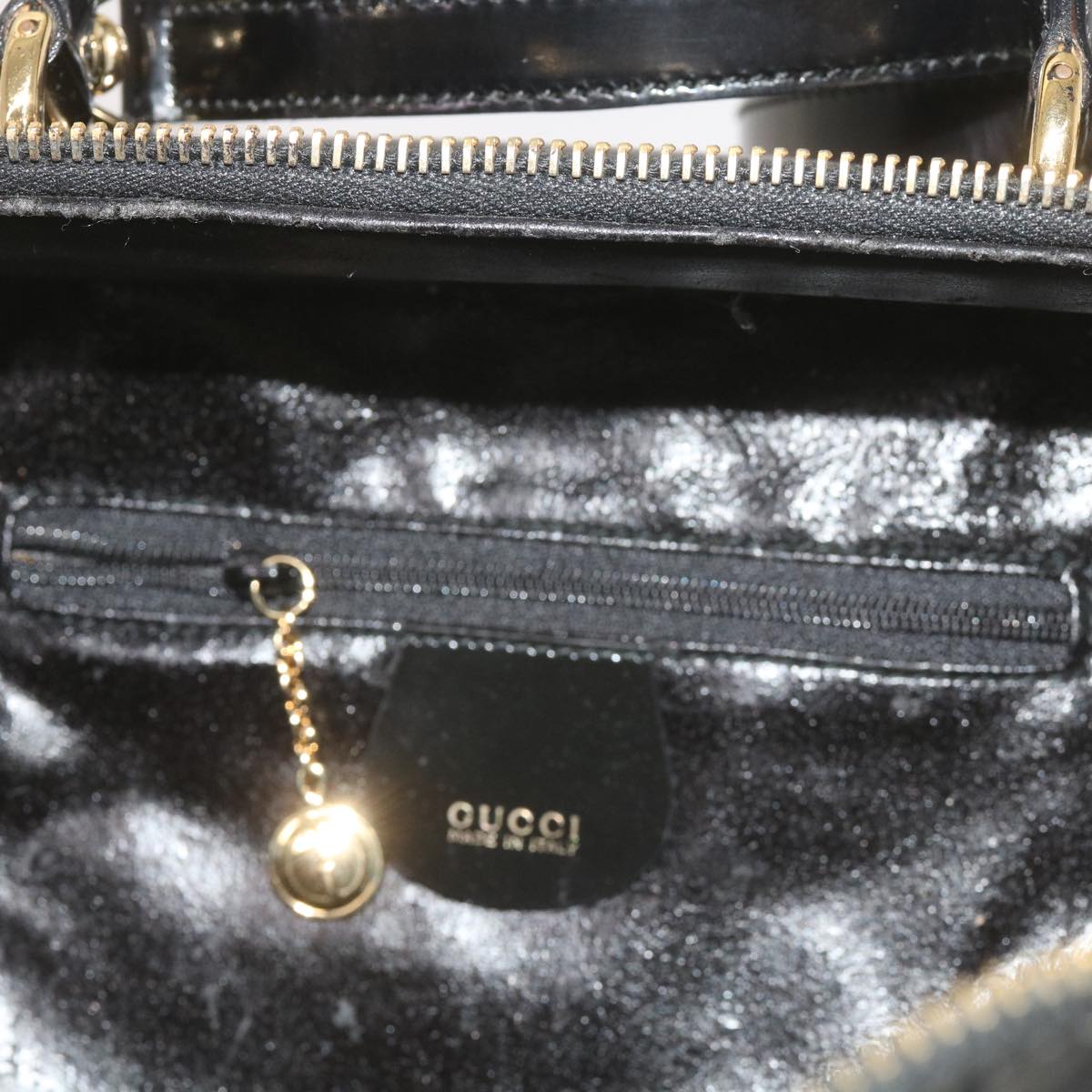 GUCCI Bamboo Vanity Cosmetic Pouch Patent leather Black 000 2040 0323  61015