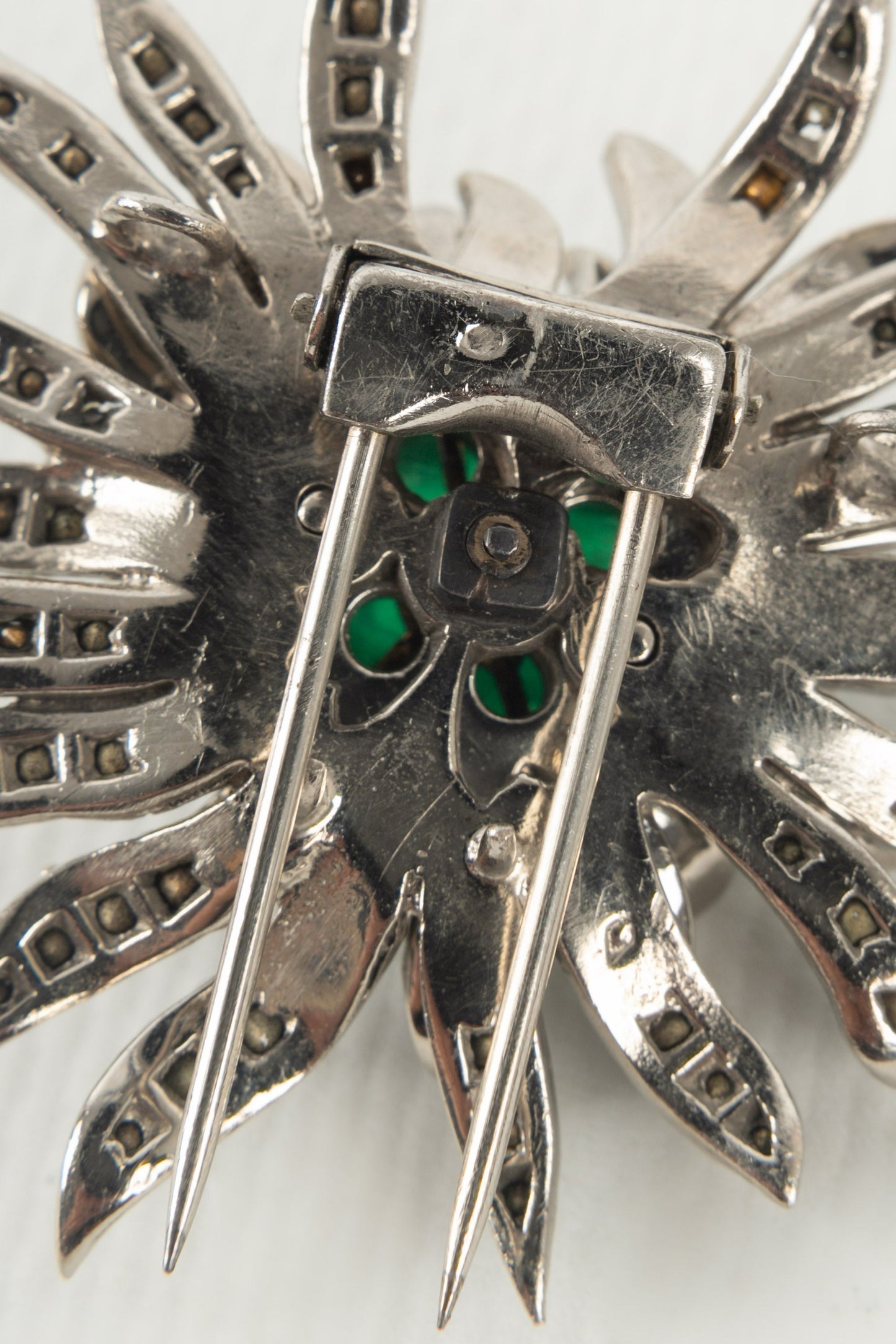 Broche Gripoix pour Chanel