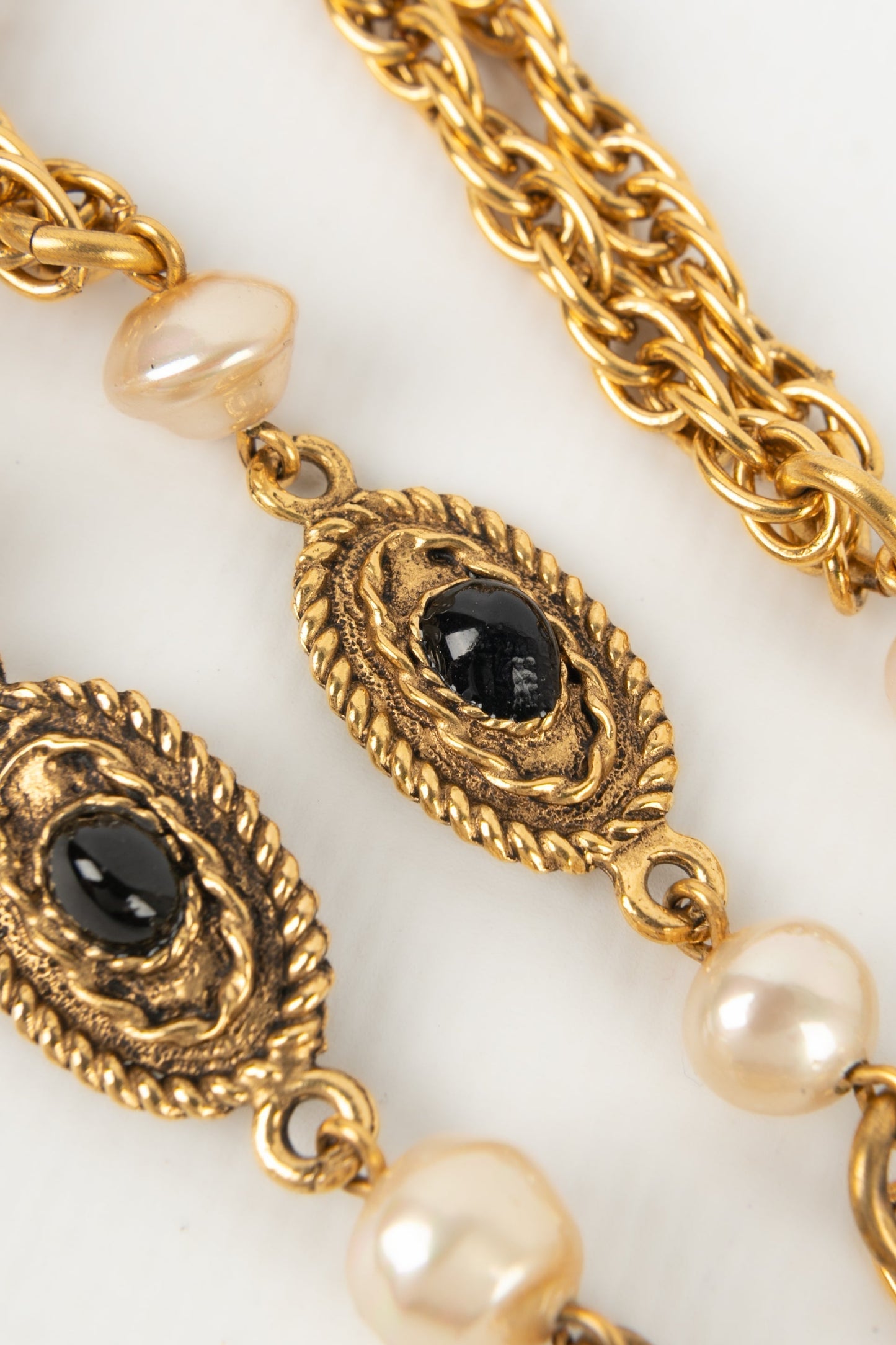 Collier / sautoir Chanel 1982