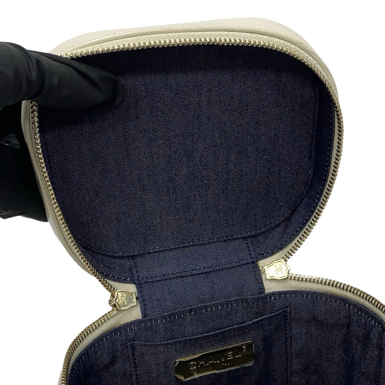 Chanel CC Tweed Vanity Crosssbody Bag  Canvas Crossbody Bag in New Condition