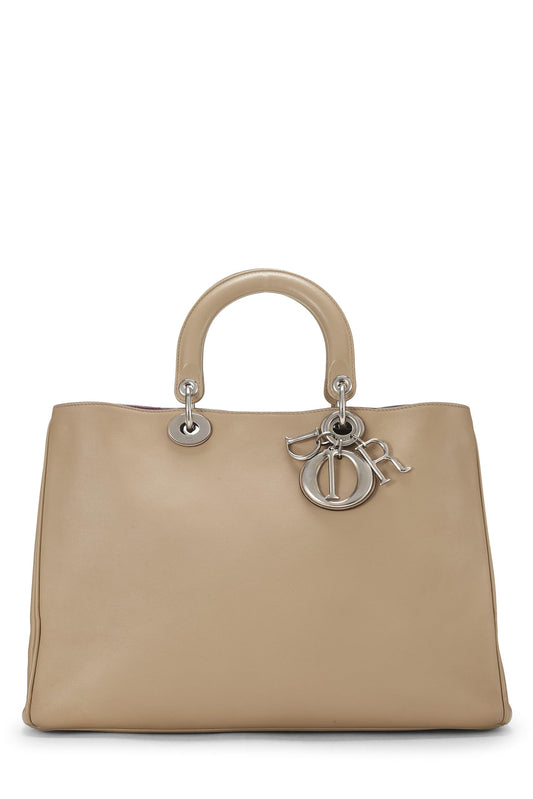 Dior, Beige Leather Diorissimo Medium, Beige