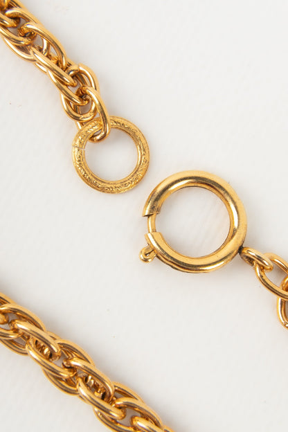 Collier / sautoir en mtal dor Chanel