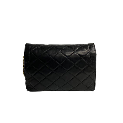 Chanel Paris Single Flap Bag Leather Crossbody Bag in New Condition